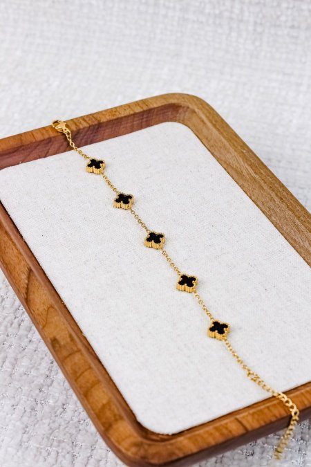 أساور ناعمة وجذابة